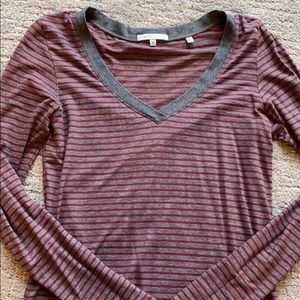 Super cozy Vince v neck